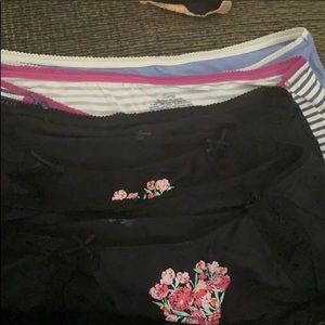 8 pairs soma medium underwear